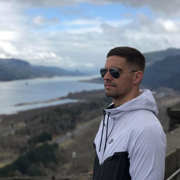 Meet your Posher, Ryan - Picture 1 of 1